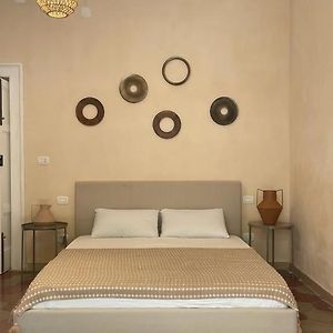 Studio con letto king size